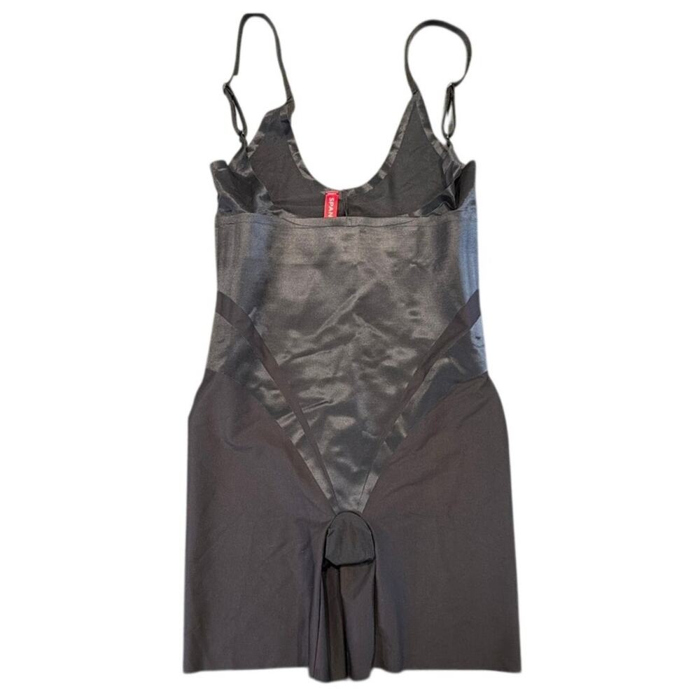 SPANX Mid-Thigh Shapewear Bodysuit Black, Women's Size Medium